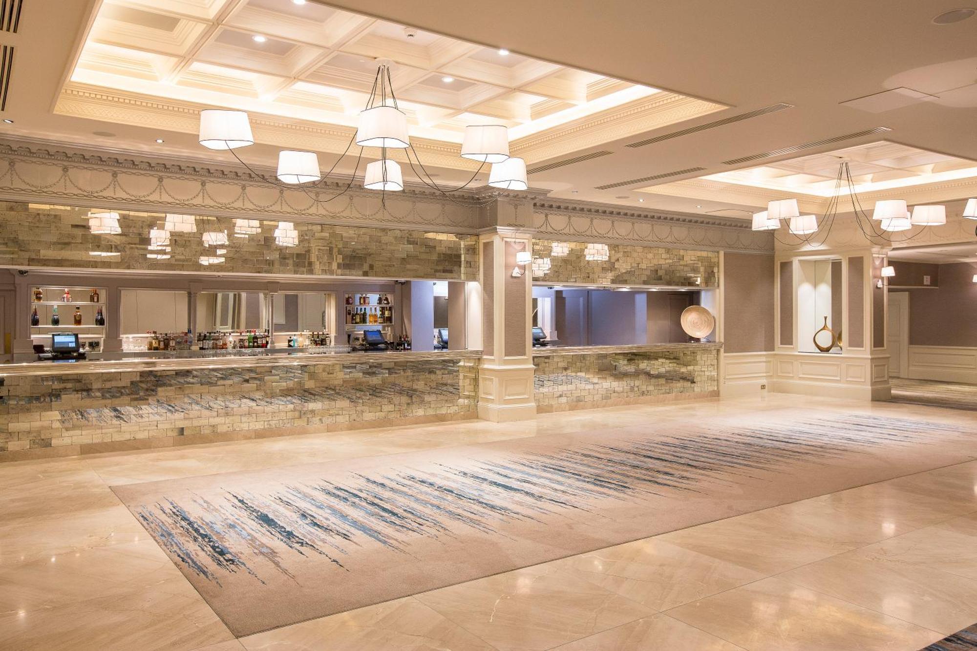Clayton Hotel Burlington Road — Photos 2